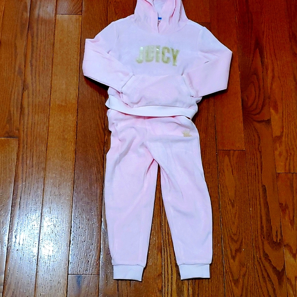 🎁🆕️2-PIECE JUICY 👑COUTURE VELOUR SET🎁